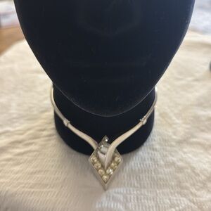 Crown Trifari Rhodium Plate Art Deco Clear Rhinestone Diamond Shaped Necklace